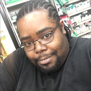 Meet your Posher, Eric